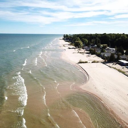 Beach Club Of Oscoda Captains Watch On The Lake Villa Eksteriør billede